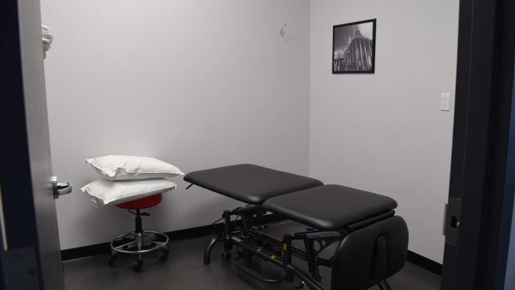toronto commercial contractors physio clinic 2