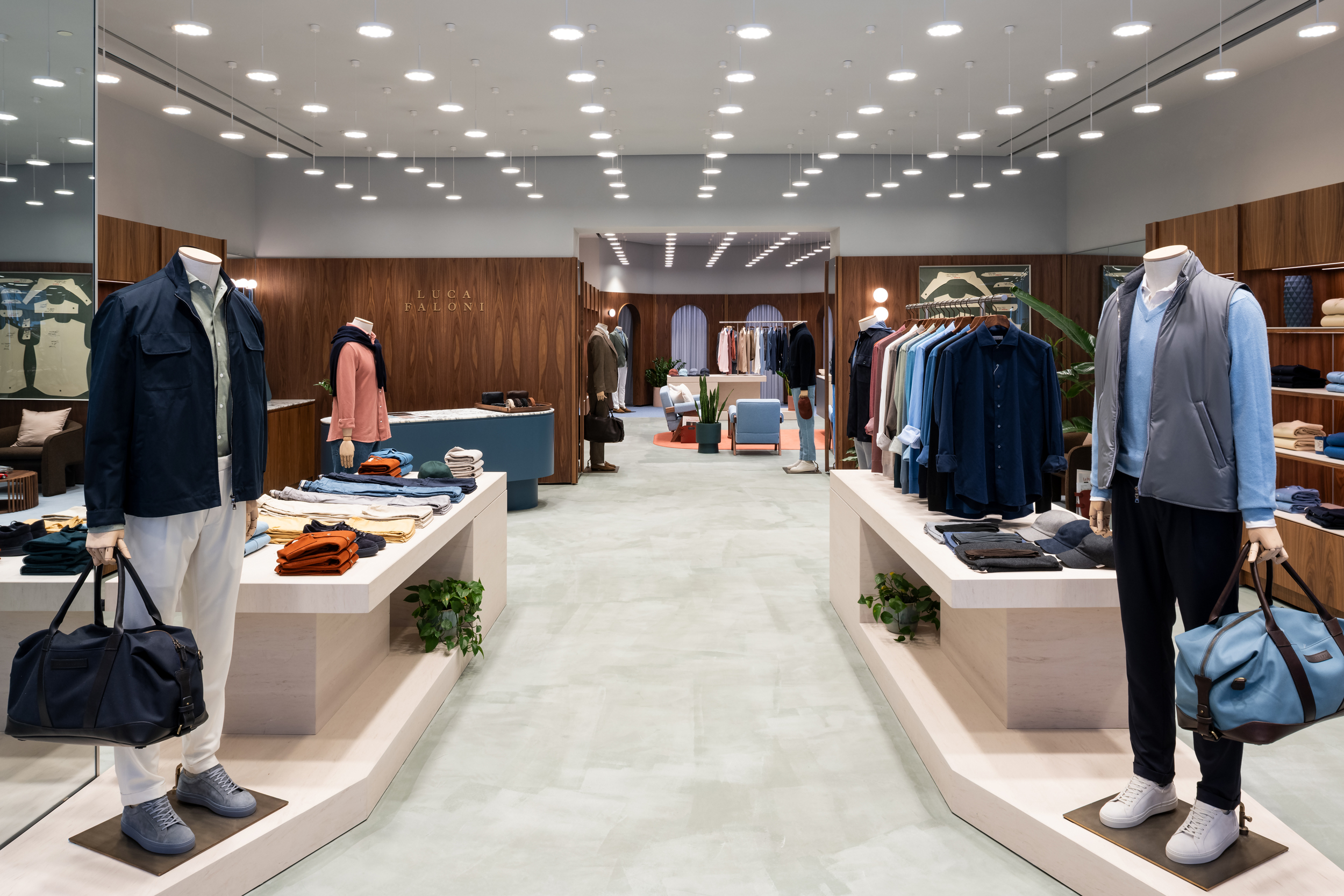 Luca Faloni - Retail Interior Construction Company - Toronto Commercial Contractors
