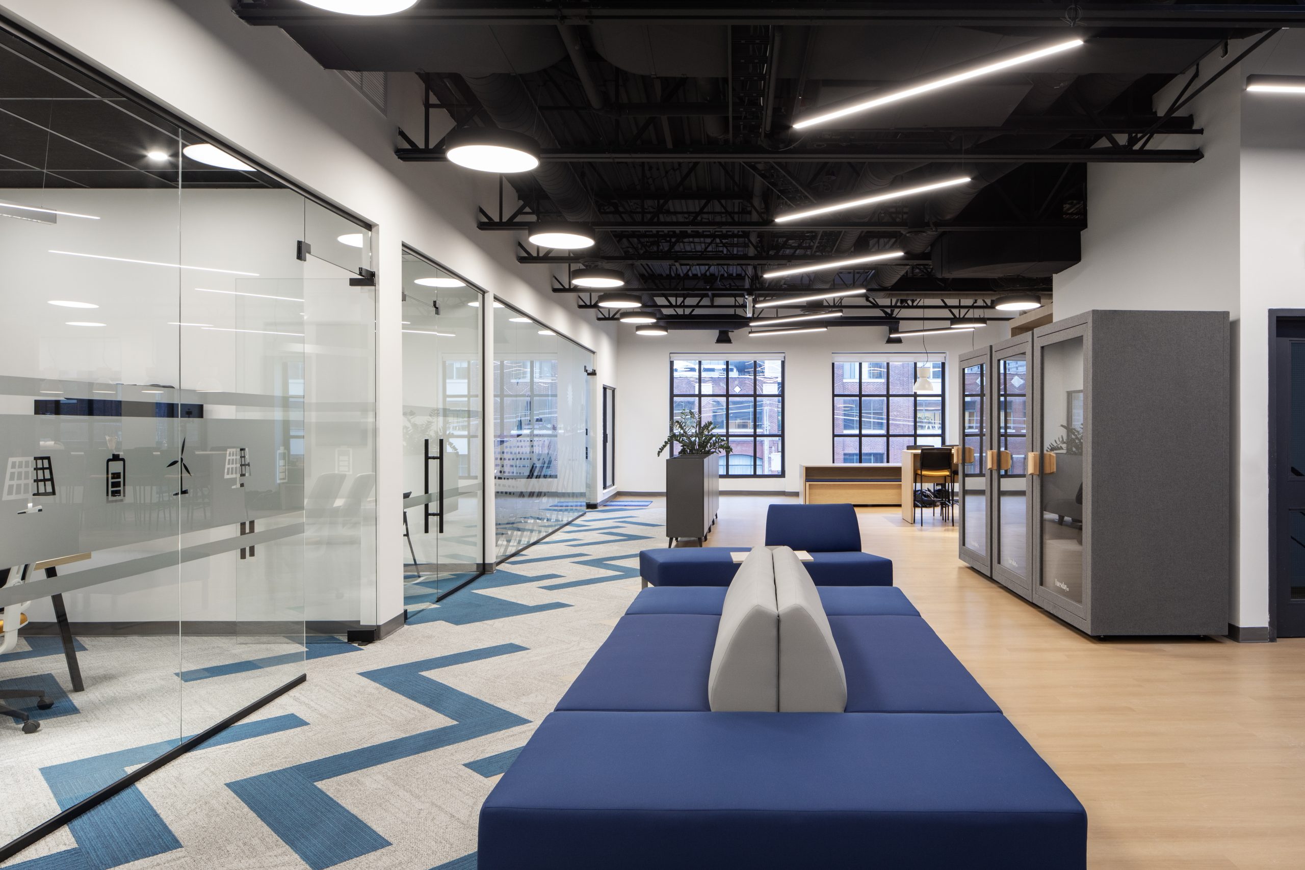 NEOEN - Office Construction Toronto Commercial Contractors